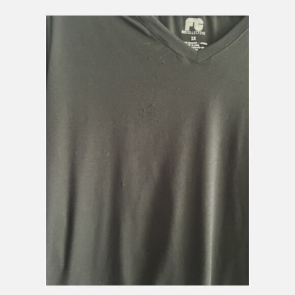 FitCollective Plus Size 1X Soft Stretch Basic Black V-neck Tshirt Top Shirt Tee - Picture 3 of 7